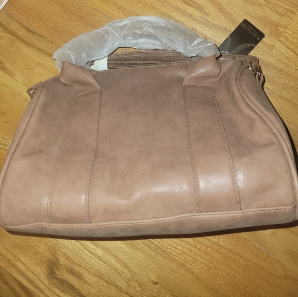 RAMPAGE LIGHT BROWN PURSE - Picture 4 of 7